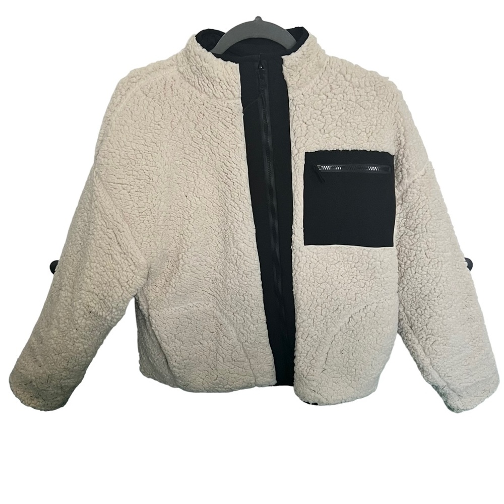 Z Supply Active Reversible Quilted Sherpa Jacket- XS- Black and Off White